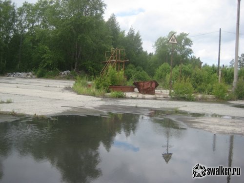 Заброшенная бензо заправочная станция, Свердловская область Заброшенная бензо заправочная станция, Свердловская область