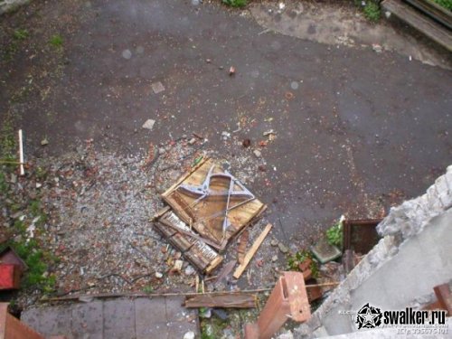 Заброшенный завод АЗЛК