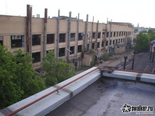 Заброшенный завод АЗЛК