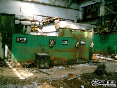 Заброшенный завод АЗЛК