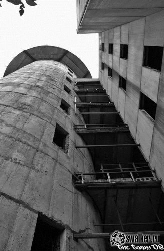 Недостроенное НИИ Астрофизики