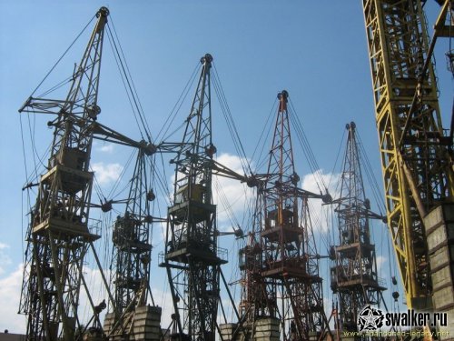 Кладбище башенных кранов. Шабаны
