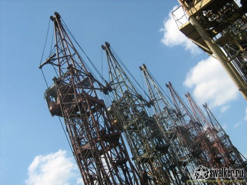 Кладбище башенных кранов. Шабаны
