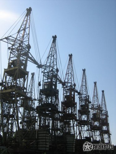 Кладбище башенных кранов. Шабаны