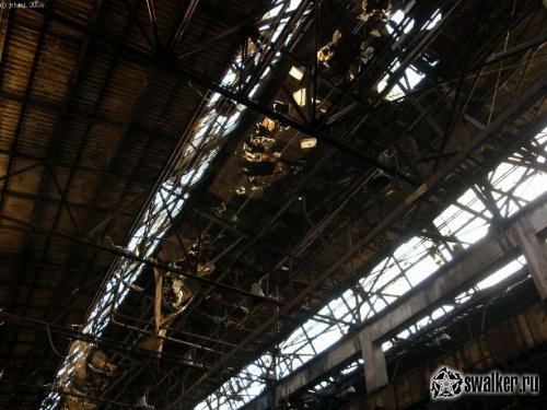 Заброшенный цех одного из крупных предприятий Страны Заброшенный цех одного из крупных предприятий Страны