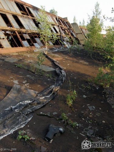 Заброшенный цех одного из крупных предприятий Страны Заброшенный цех одного из крупных предприятий Страны