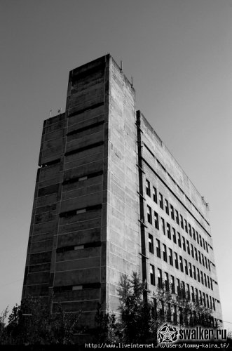 Недостроенный научный комплекс