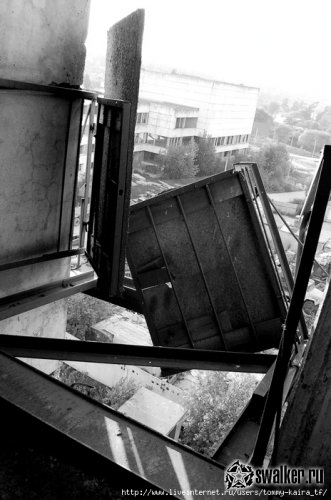 Недостроенный научный комплекс