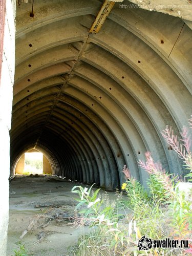 Развалины зенитно-ракетного комплекса С-75 и С-300 Печора