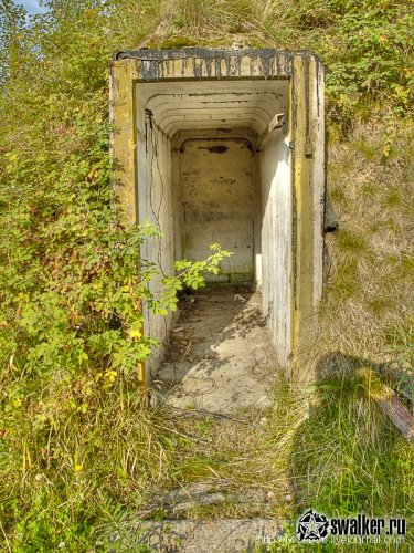 Развалины зенитно-ракетного комплекса С-75 и С-300 Печора