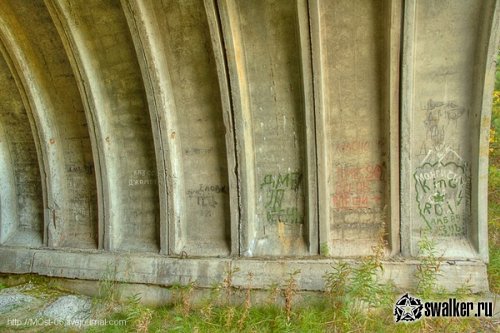 Развалины зенитно-ракетного комплекса С-75 и С-300 Печора