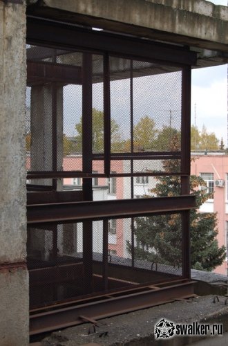 Недостроенная поликлиника с Бомбоубежищем