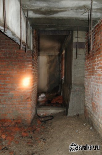 Недостроенная поликлиника с Бомбоубежищем