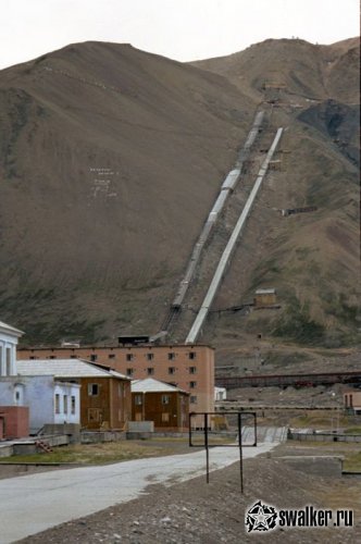 Брошенный советский поселок Пирамида, Шпицберген