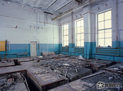 Брошенный советский поселок Пирамида, Шпицберген