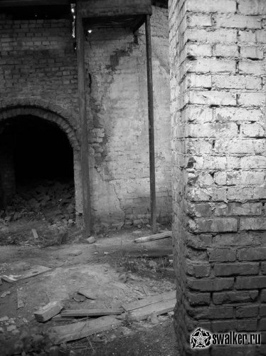 Заброшенный кирпичный завод