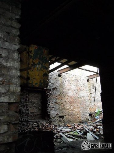 Заброшенный кирпичный завод