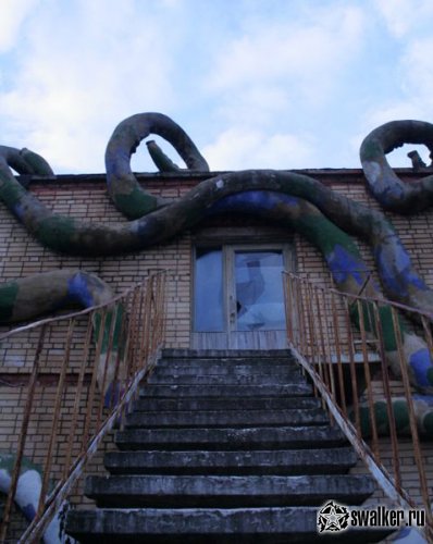 Заброшенный детский санаторий «Сказка » (Икша, Московская область)