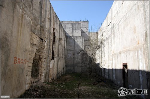 Заброшенный бункер на 10 000 персон (Объект 221)