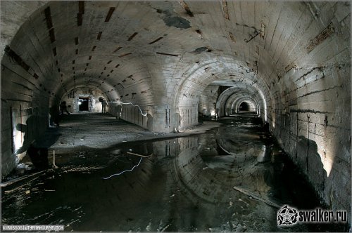 Заброшенный бункер на 10 000 персон (Объект 221)