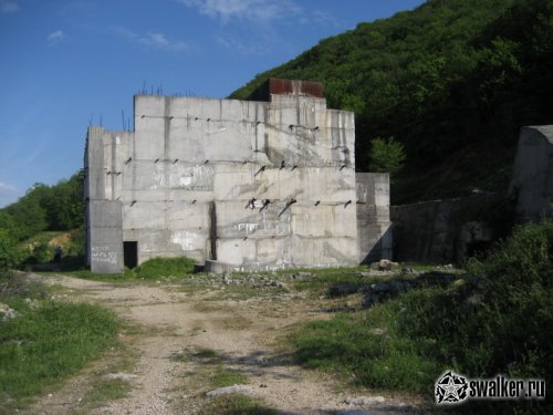 Заброшенный бункер на 10 000 персон (Объект 221)