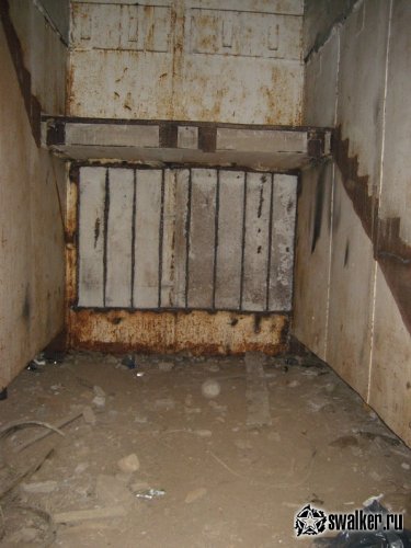 Заброшенный бункер на 10 000 персон (Объект 221)