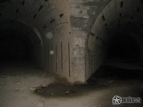 Заброшенный бункер на 10 000 персон (Объект 221)