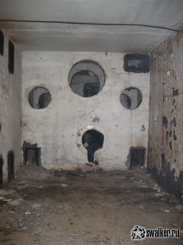 Заброшенный бункер на 10 000 персон (Объект 221)