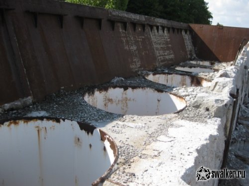 Заброшенный бункер на 10 000 персон (Объект 221)