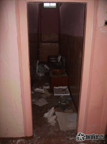 Брошенная школа в Шурале, Свердловская область