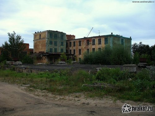 Заброшенный завод по производству шелка и шелковых изделий