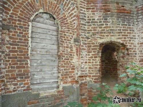 Заброшенная церковь - село Губино