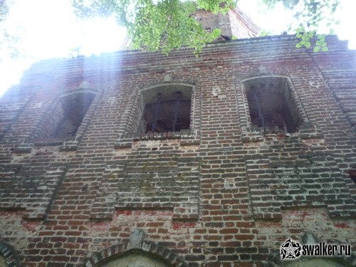 Заброшенная церковь - село Губино