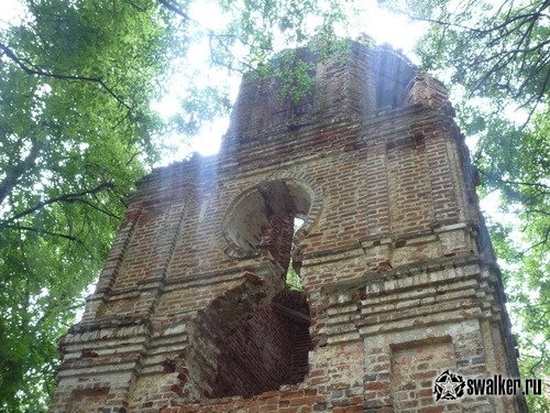 Заброшенная церковь - село Губино