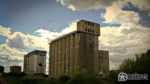 Заброшенный мелькомбинат