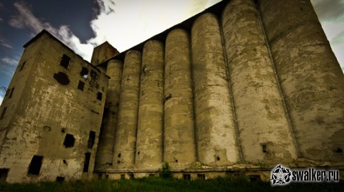 Заброшенный мелькомбинат