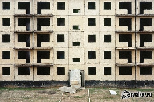 Заброшенная военный городок