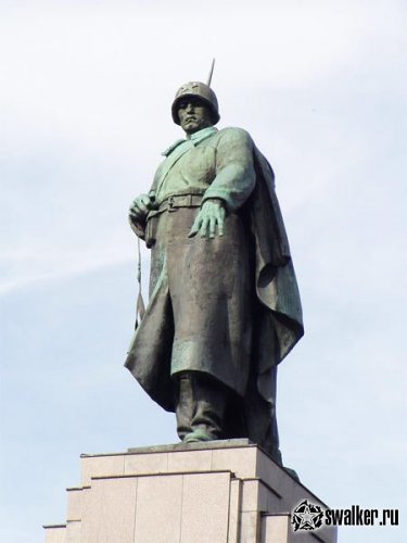 Памятники воинам Памятники воинам