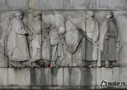 Памятники воинам