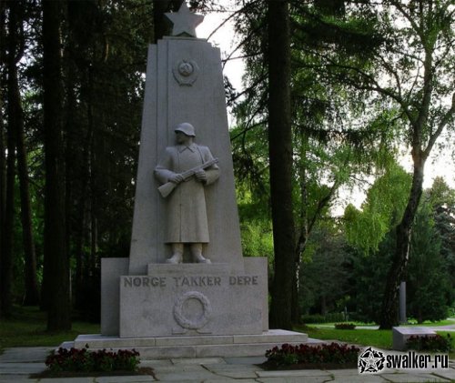 Памятники воинам