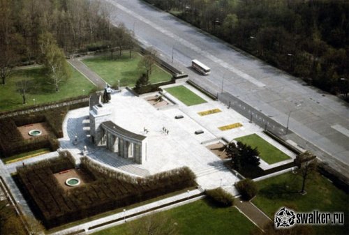 Памятники воинам