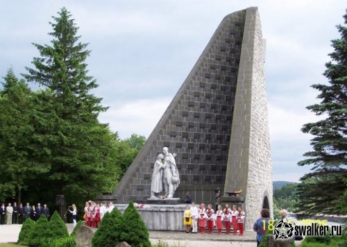 Памятники воинам Памятники воинам