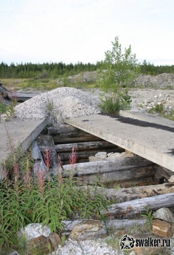 Заброшенная шахта, посёлок Плотина
