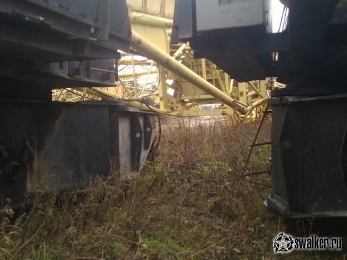 Кладбище кранов, Киевская область