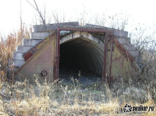 Военный аэродром со складом боеприпасов, Сахалин