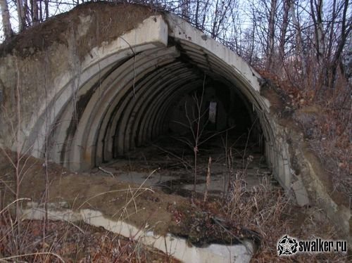 Военный аэродром со складом боеприпасов, Сахалин