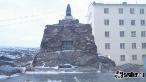 Умирающий военный город Гремиха, Мурманская область Умирающий военный город Гремиха, Мурманская область