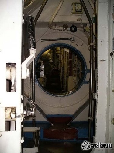 Заброшенная ядерная подлодка Акула