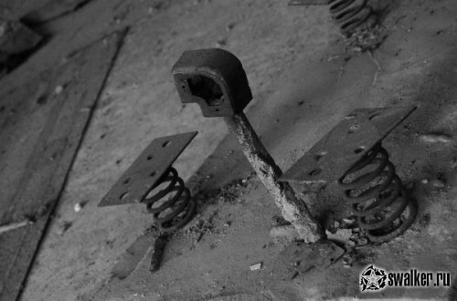 Заброшенное шиферное НИИ