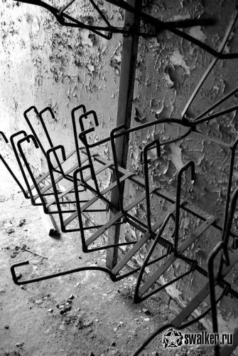 Заброшенный корпус части ВМФ